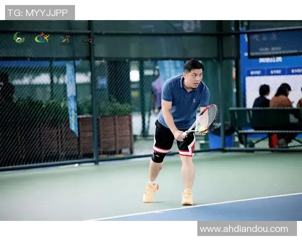 赛后分析:上海网球队与成都网球队实力对比及比赛亮点回顾 赛后分析:上海网球队与成都网球队实力对比及比赛亮点回顾