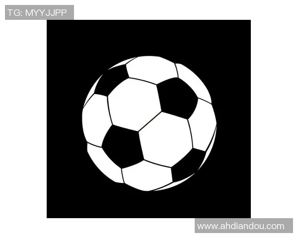 足球新手必读:从基础技巧到实战应用的全面入门指南 足球新手必读:从基础技巧到实战应用的全面入门指南